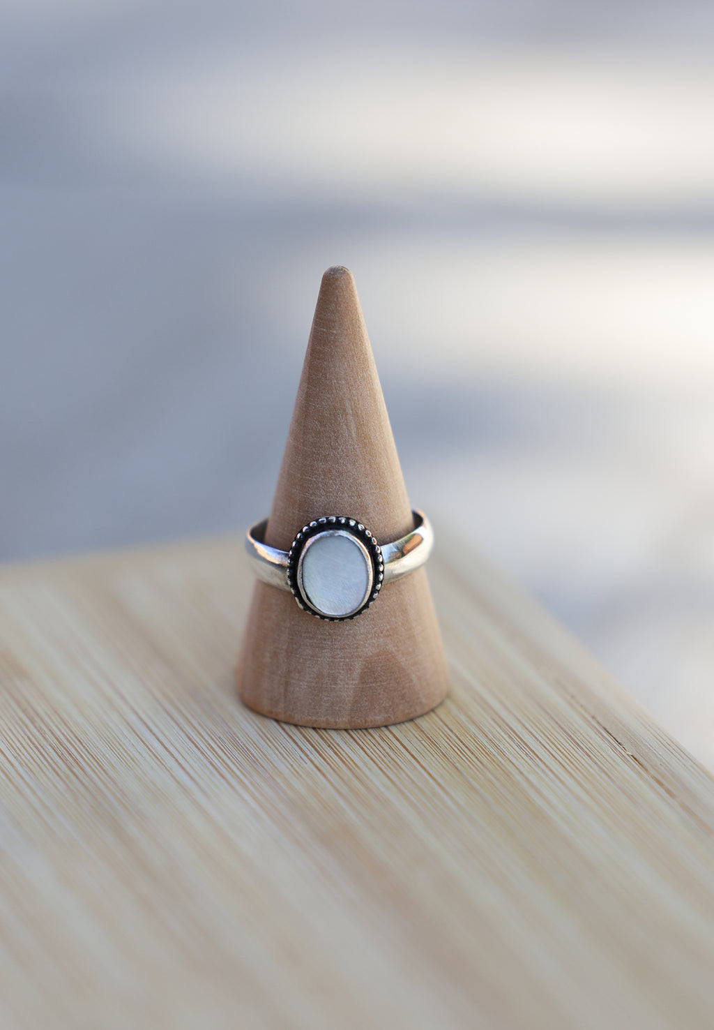 Aurora Shell mini ring