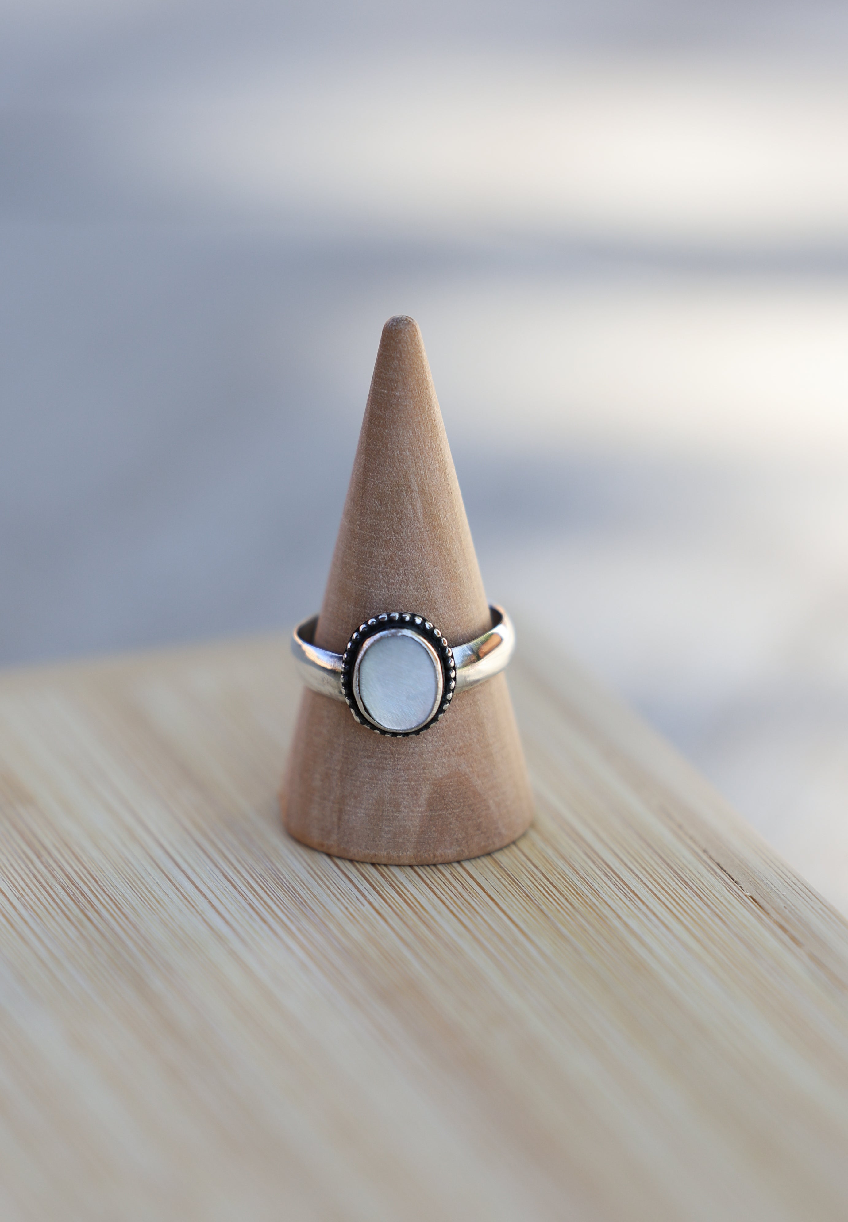 Aurora Shell mini ring