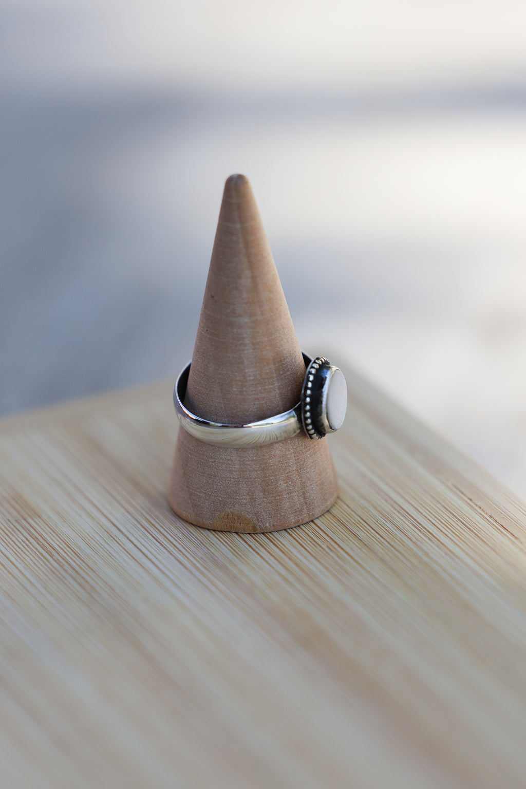 Aurora Shell mini ring