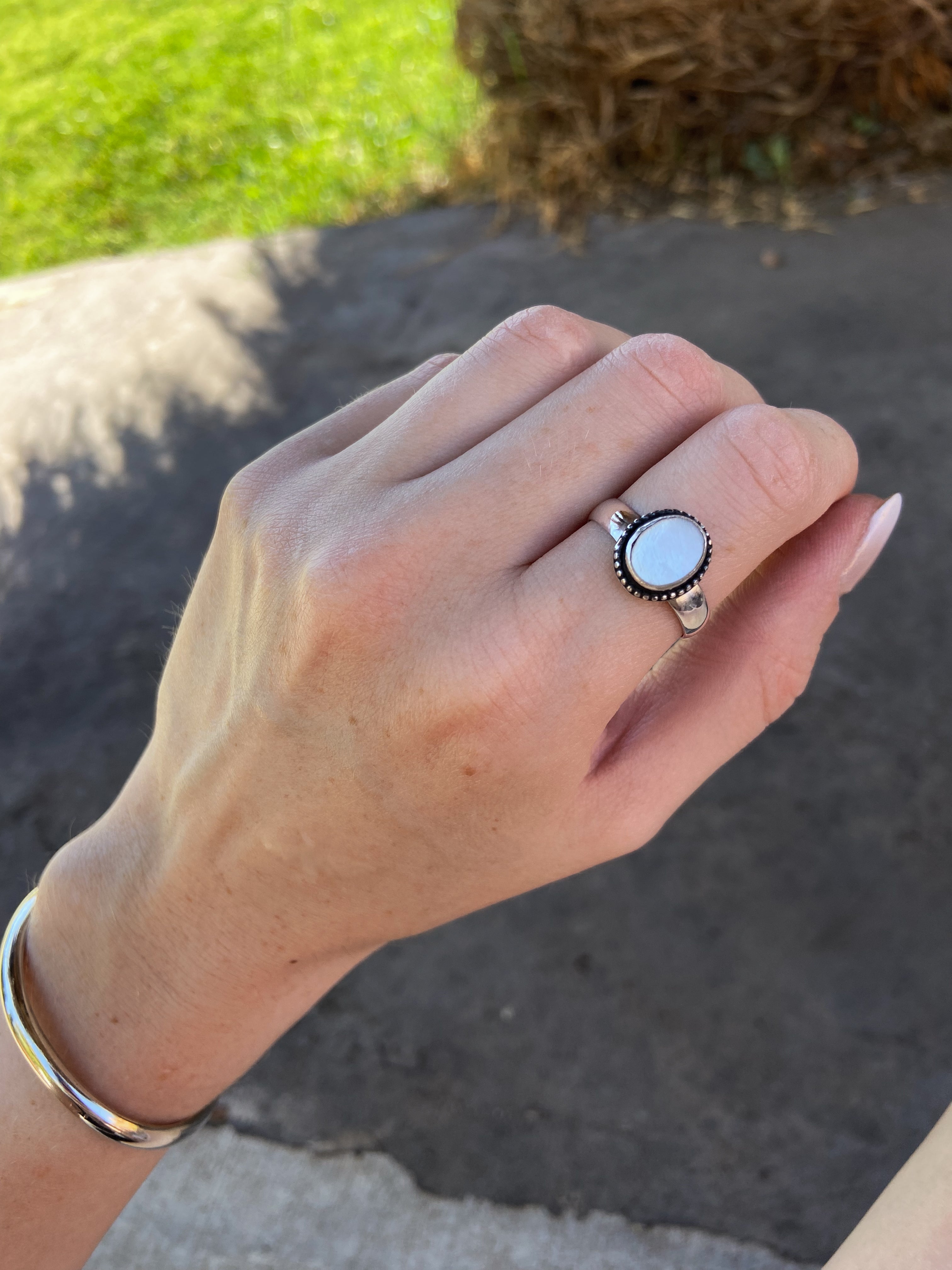 Aurora Shell mini ring